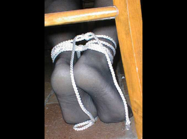 a bondage pieds (2)