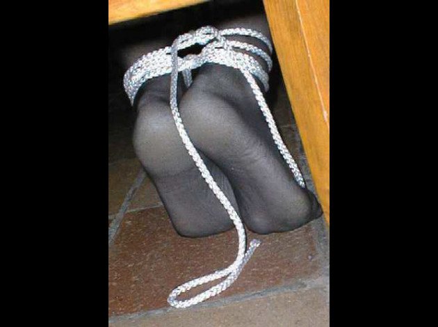 a bondage pieds (3)