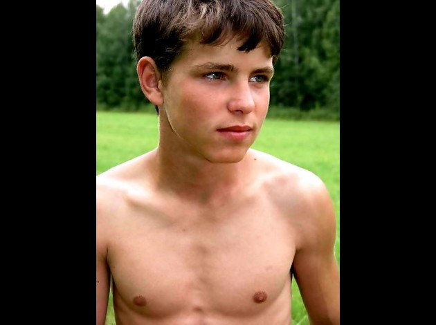 mike18-com-tags-18y-boys-twinks-243564 700 0