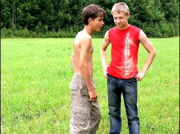 mike18-com-tags-18y-boys-twinks-243590 700 0
