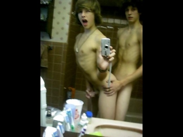 old-gay-and-teenager-play-in-94351 700 0[1]