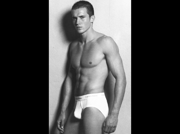 [xave's best gay pics] Cute shy model boy in CK briefs, per