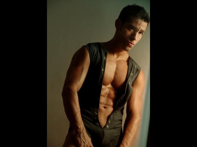 [xave's best gay pics] Boy with his one-piece clothing with