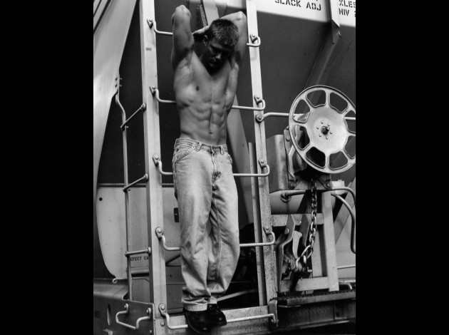 [xave's best gay pics] Shirtless boy with piercing on left 