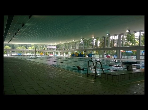 15 - Piscine - D  - -.-