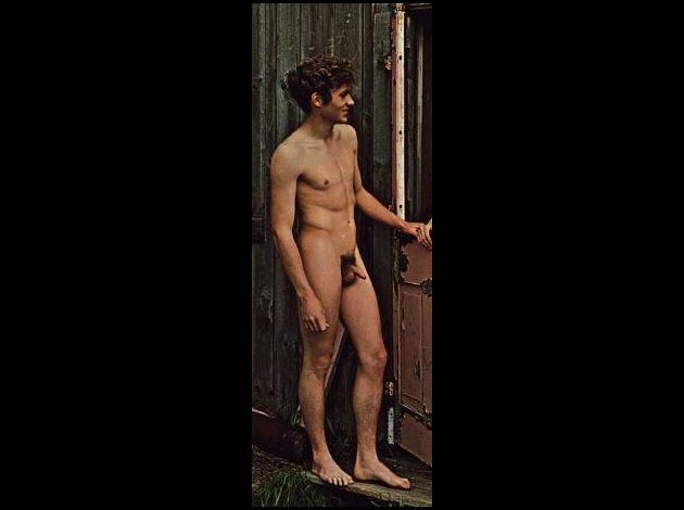 tumblr o84wsji4NL1v35tv4o1 400