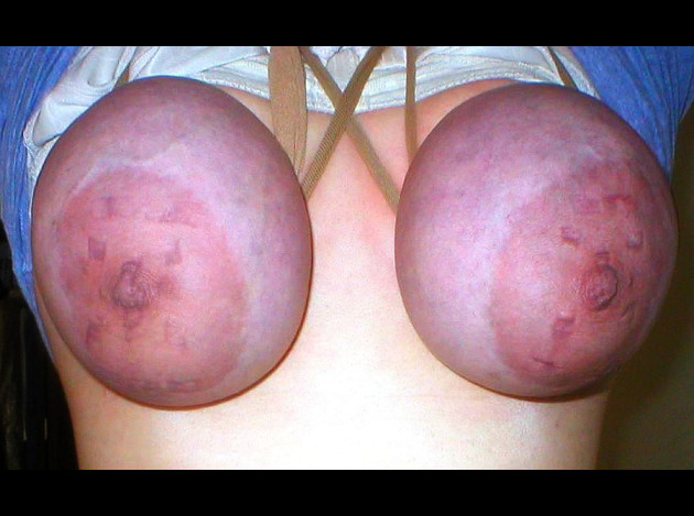 Jeu de seins4 (97)