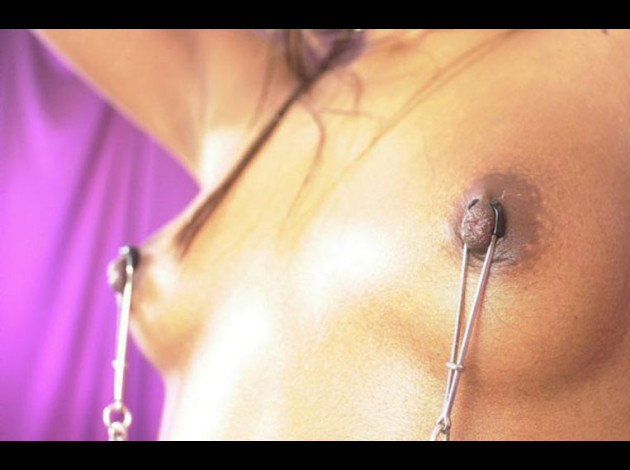 Travail des seins (154)