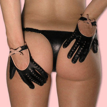 string-cuir.jpg
