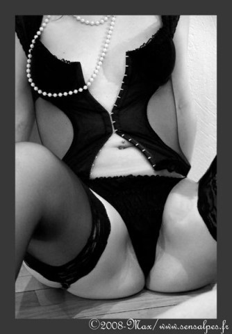 IMG_1033-black1-HD.jpg