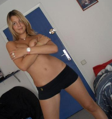 2008-11-15-miss-champagne-10