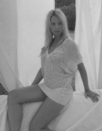2008-11-15-miss-champagne-17-n-b