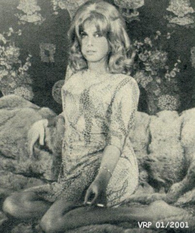 catherine-cinerevue18-1964-sept-3-catherine.jpg