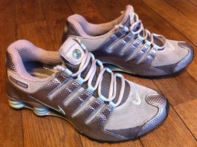 66 nike shox en 44,5 45e
