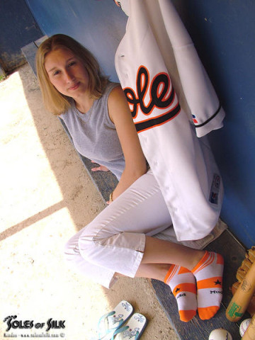 38978_dugout002_123_376lo.jpg