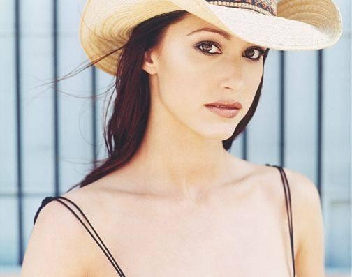 shannon_elizabeth33.jpg