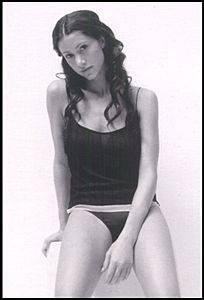 shannon_elizabeth42.jpg