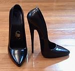 shoeshigh021.jpg