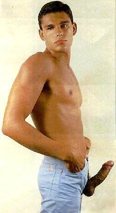 gay_gay09383.jpg