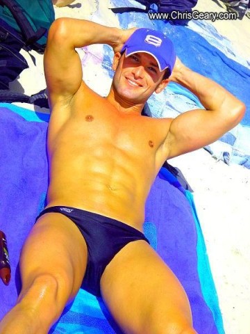 gay_gay_-_lycra_men__36__speedos.jpg