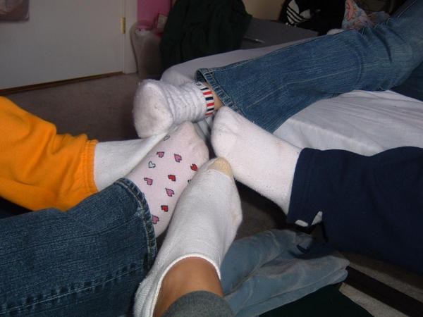 20050612footsiesmaughanalimebe.jpg