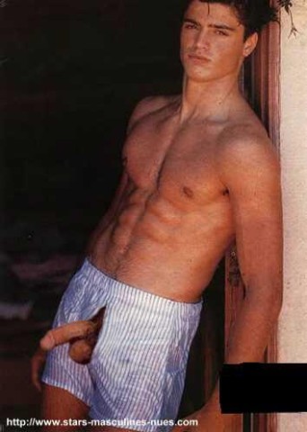 davidcharvet151202.jpg