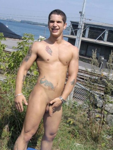 pierrefitch-19aug04-027.jpg