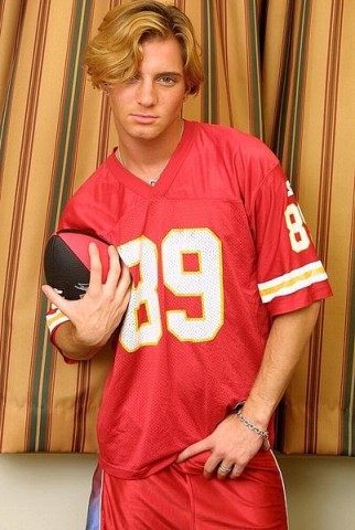 dustin001.jpg