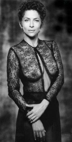 2-corinne-touzet-nue-2.jpg