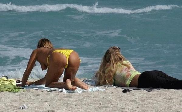 seins-nues_220.jpg