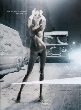 21621668-p.jpg
