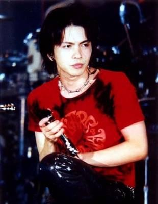 hyde-90.jpg