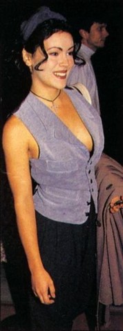 Alyssa-Milano-C--10-.jpg