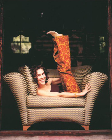 Alyssa-Milano-C--18-.jpg