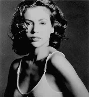 Alyssa-Milano-A--08-.jpg
