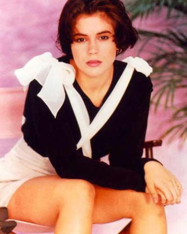 Alyssa-Milano-A--37-.jpg
