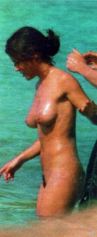 Alyssa-Milano-nue--08-.jpg