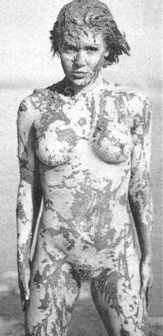Alyssa-Milano-nue--46-.jpg