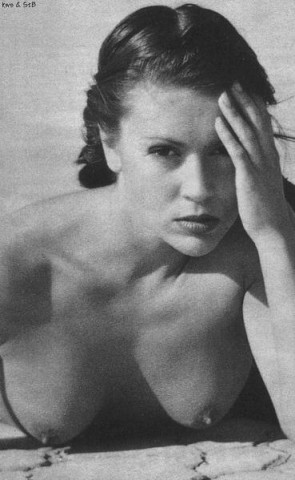 Alyssa-Milano-nue--50-.jpg