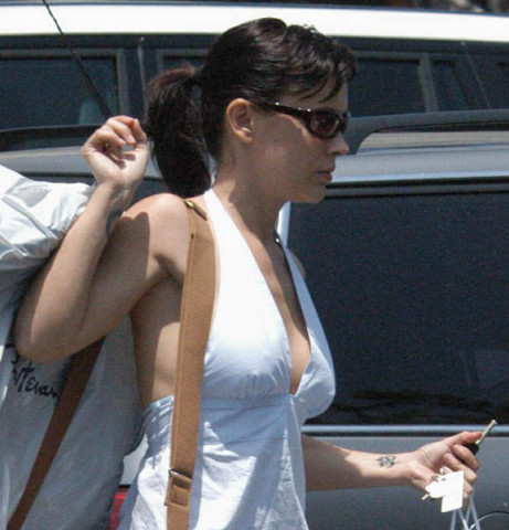 Alyssa-Milano-J--24-.jpg