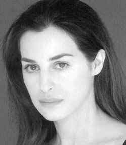 Amira-Casar--05-.jpg