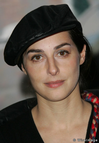Amira-Casar--12-.jpg
