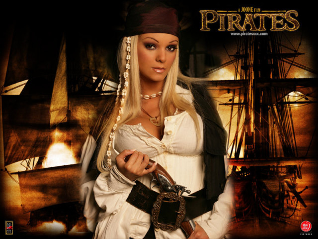 Carmen-Luvana-mixed--27-.jpg