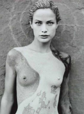 Carolyn-Murphy-nude.jpeg