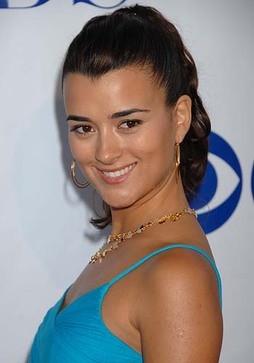 Cote-de-Pablo-sexy--28-.jpg