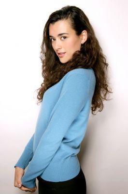 Cote-de-Pablo-sexy--34-.jpg