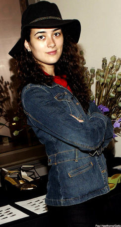 Cote-de-Pablo-sexy--64-.jpg