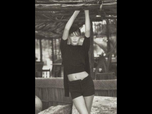 carla-bruni--b-_30_.jpg