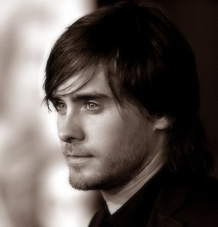 194-94703316-jared140-H002606-L.jpg