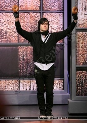 194-94703316-jareddonuts-H003321-L.jpg